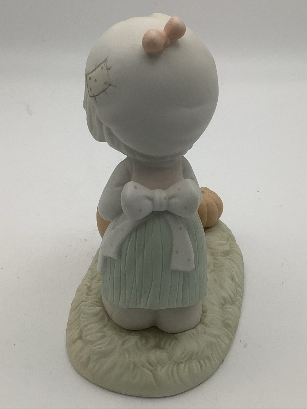 1988 Precious Moments October Girl Figurine with Pumpkin - Picture 8 of 11